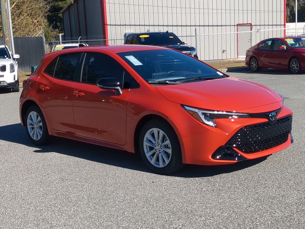 2026 Toyota Corolla Hatchback SE