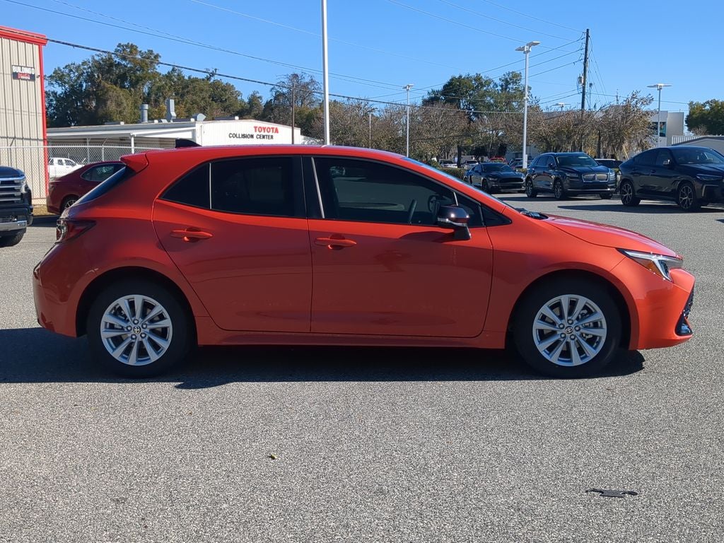 2026 Toyota Corolla Hatchback SE